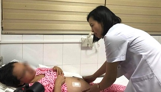 Kỳ tích phẫu thuật cho thai nhi mắc hội chứng hiếm khi còn trong bụng mẹ