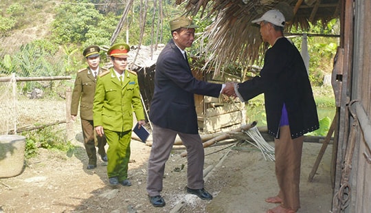Ban hành Nghị định về chính sách đối với CBCCVC công tác ở vùng đặc biệt khó khăn