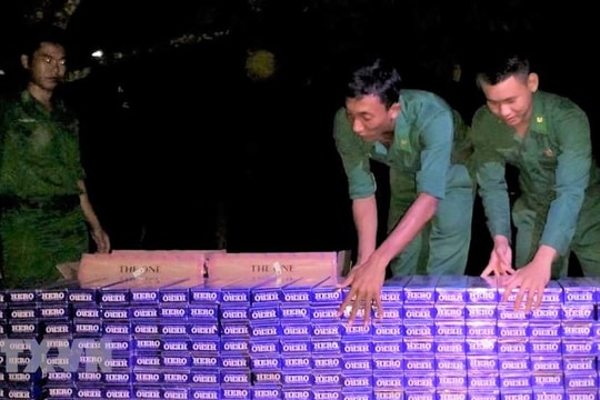 Phát hiện 5000 bao thuốc lá nhập lậu trong đêm