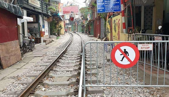 Nhiều quán "cà phê đường tàu” tự giác đóng cửa, không còn kinh doanh