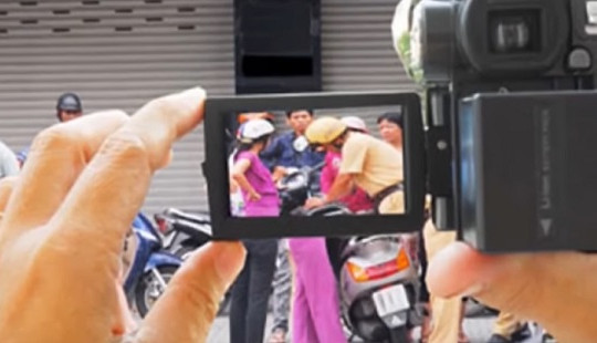 Người dân được quyền giám sát CSGT thông qua thiết bị ghi âm, ghi hình