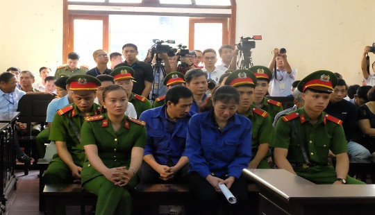 Các nhân chứng khai gì trong phần xét hỏi vụ án nâng điểm tại Sơn La?