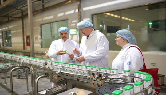 Siêu nhà máy sữa Vinamilk “ghi điểm” với đoàn công tác của Bộ Nông Nghiệp Mỹ