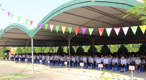 Trường THPT Minh Hòa (Yên Lập – Phú Thọ): Chất lượng giáo dục đi đôi với ý thức chấp hành luật giao thông