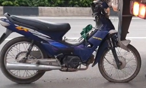 Bình Dương: Tai nạn liên hoàn, 2 người trọng thương