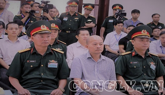 “Út trọc” Đinh Ngọc Hệ cùng 8 người khác bị khởi tố trong vụ án mới
