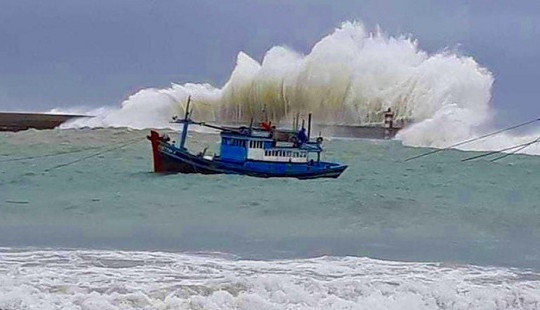 Xuất hiện vùng áp thấp khu vực giữa Biển Đông