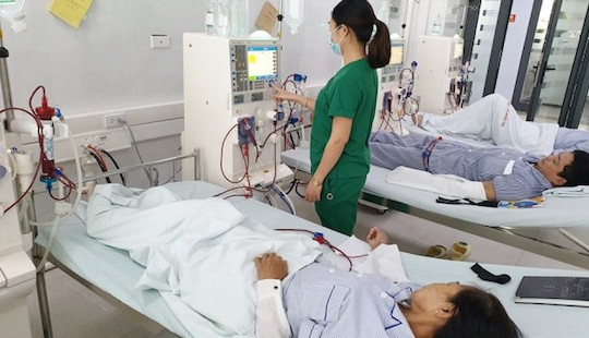 Luôn tiềm ẩn nguy cơ tai biến trong chạy thận