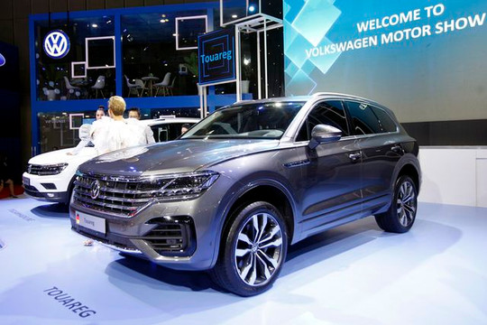 Tịch thu xe Volkswagen có "đường lưỡi bò", xử phạt công ty nhập khẩu