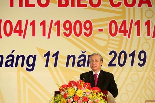 Lãnh đạo Đảng và Nhà nước tham dự mít tinh kỷ niệm 110 năm ngày sinh đồng chí Hoàng Văn Thụ