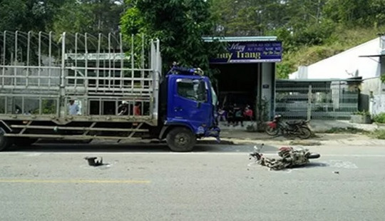 Hai chị em ruột tử vong thương tâm sau va chạm với xe tải