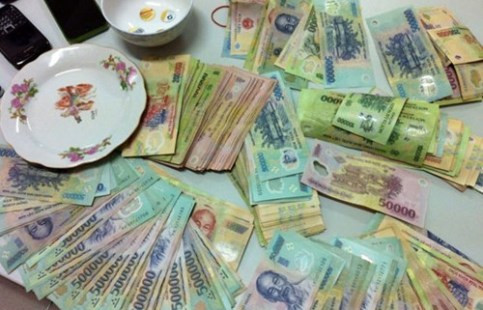 Xô xát, bắn nhau vì mâu thuẫn trên chiếu bạc