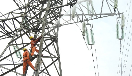 EVNNPC: Tăng cường các giải pháp đảm bảo cung ứng điện an toàn cho khách hàng