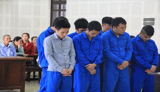 Nhóm thanh niên chuyên trộm dây cáp điện