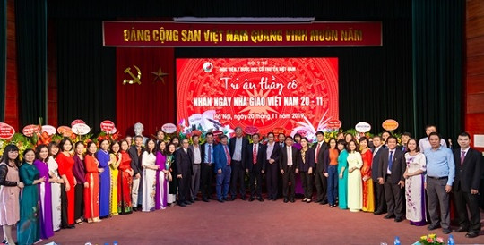 Học viện Y học dược cổ truyền Việt Nam tổ chức kỷ niệm ngày Nhà giáo Việt Nam
