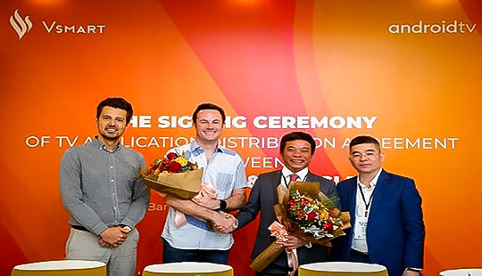 VinSmart ra mắt ti vi thông minh chạy hệ điều hành Android TV của Google