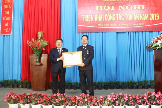 Chánh án TAND hai cấp tỉnh Đắk Lắk: Người nuôi dưỡng hoài bão, khát vọng cống hiến cho cán bộ Tòa án