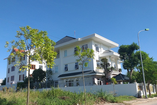 Từ Sơn, Bắc Ninh: Biệt thự tráng lệ trên đất Khu liên hợp Khoa học – Đào tạo