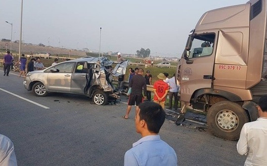 Truy tố 2 bị can trong vụ lùi xe trên cao tốc Hà Nội-Thái Nguyên