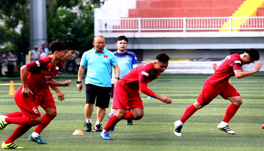 Vé vào sân môn bóng đá tại SEA Games 30 giá chỉ từ 22 nghìn đồng