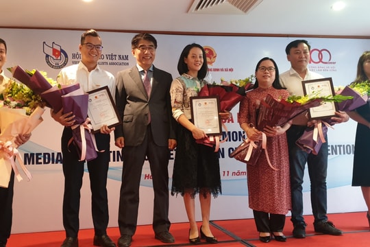 Trao giải cuộc thi viết về “Phòng ngừa lao động trẻ em”