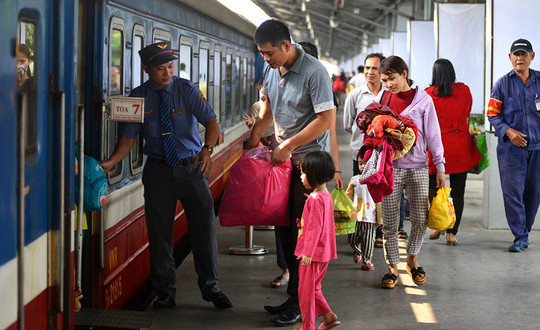 Không để tình trạng đầu cơ vé máy bay, tàu xe dịp Tết