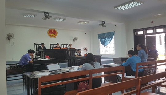 Xử lý hình sự tội phạm BHXH: Cơ quan BHXH tham gia tố tụng với tư cách là bị hại
