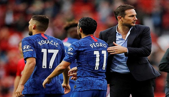 Góc Chelsea: Vì sao đội bóng này tụt dốc ?