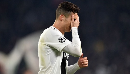 Cristiano Ronaldo: Giọt nắng mờ trong buổi hoàng hôn