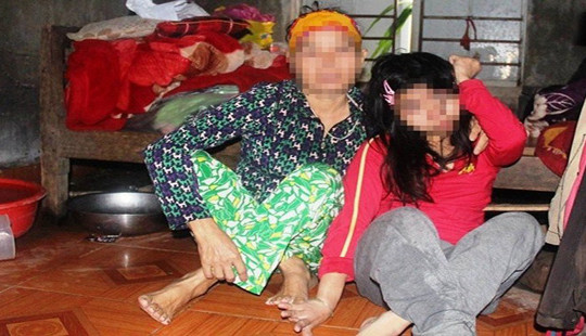 Bắt cán bộ trường tiểu học giở trò đồi bại với cô gái khuyết tật