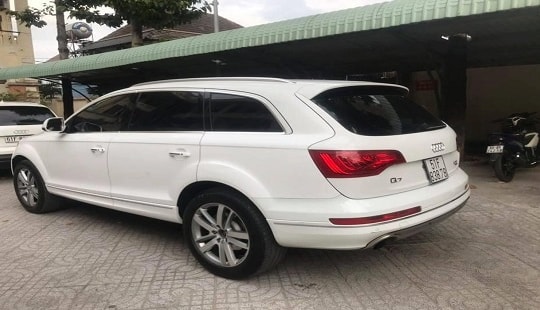 Điều tra vụ 2 xe sang Audi cùng biển số, chung giấy đăng ký