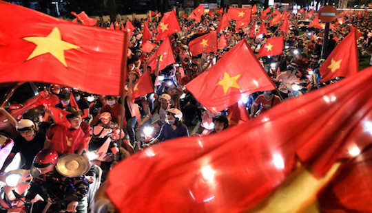 Cả nước ăn mừng chiến thắng lịch sử của U22 Việt Nam tại SEA Games 30
