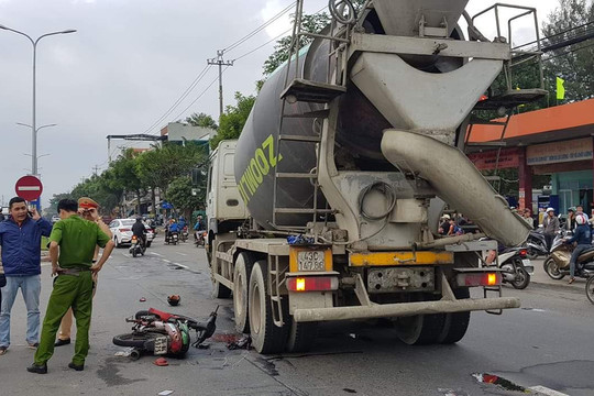 Tai nạn liên hoàn giữa xe máy và xe bồn, 1 người tử vong tại chỗ