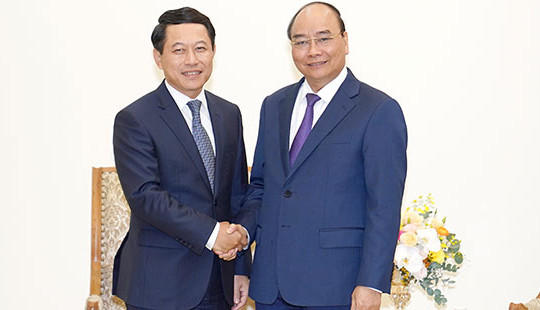 Thủ tướng gặp mặt đoàn đại biểu Hiệp hội Doanh nghiệp nhỏ và vừa; tiếp Bộ trưởng Ngoại giao Lào
