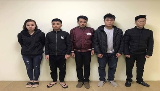 Chiếm đoạt hàng chục tỉ đồng qua ứng dụng vay tiền online