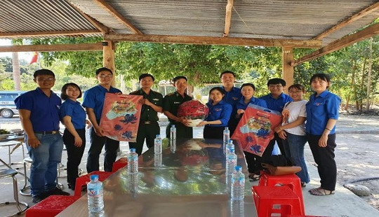 Chi đoàn TAND tỉnh Tây Ninh với chương trình Xuân tình nguyện – Xuân biên giới năm 2020