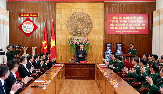 Chăm lo tốt cho đời sống của cán bộ, chiến sĩ dịp Tết Nguyên đán