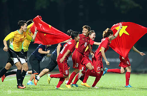 Mất mặt doanh nghiệp "họ Hứa"