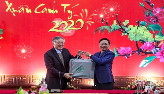 Chánh án Nguyễn Hòa Bình chúc Tết Hội đồng Thẩm phán và thủ trưởng các đơn vị TANDTC