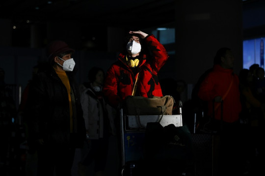 WHO họp khẩn khi Trung Quốc nói rằng virus conona có thể lây từ người sang người