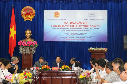 Bạc Liêu: Trao Quyết định Chủ trương đầu tư cho Dự án Nhà máy Điện khí tự nhiên hóa lỏng trên 93 tỷ đồng
