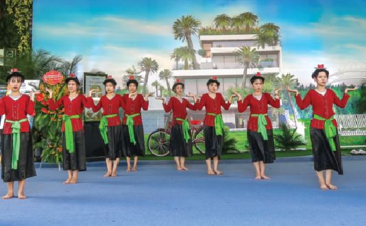 Xuân về rộn ràng làn điệu dân ca, dân vũ Đông Anh