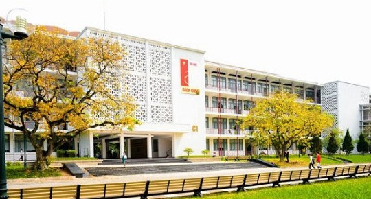 Dịch viêm phổi cấp do virus corona: Trường ĐH Bách khoa Hà Nội lùi lịch học