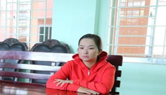Hành hung dã man con trai vì mẹ ruột đòi 2 sợi dây chuyền vàng