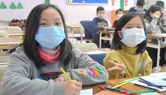 Virus corona: Nhiều trường điều chỉnh lịch học