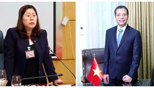 Thủ tướng bổ nhiệm lại 2 Thứ trưởng Bộ Ngoại giao và Bộ TN&MT