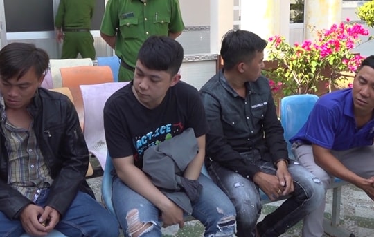 Ngăn chặn nhóm đối tượng mang hung khí từ Cần Thơ vào Cà Mau đòi nợ