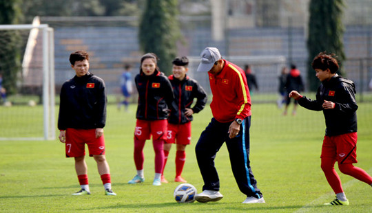 ĐT nữ Việt Nam bị tổn thất nặng nề trước vòng play-off Olympic 2020