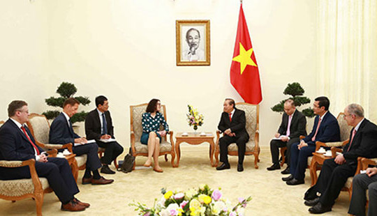 Đức sẵn sàng tài trợ các nhà khoa học Việt Nam sang nghiên cứu vắcxin chống virus COVID-19