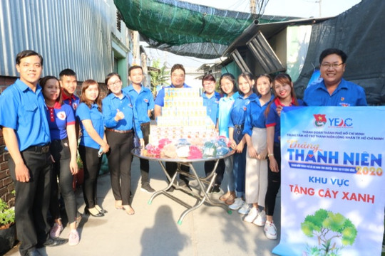 TP.HCM: Tuyên truyền phòng chống dịch bệnh Covid-19 cho công nhân lao động